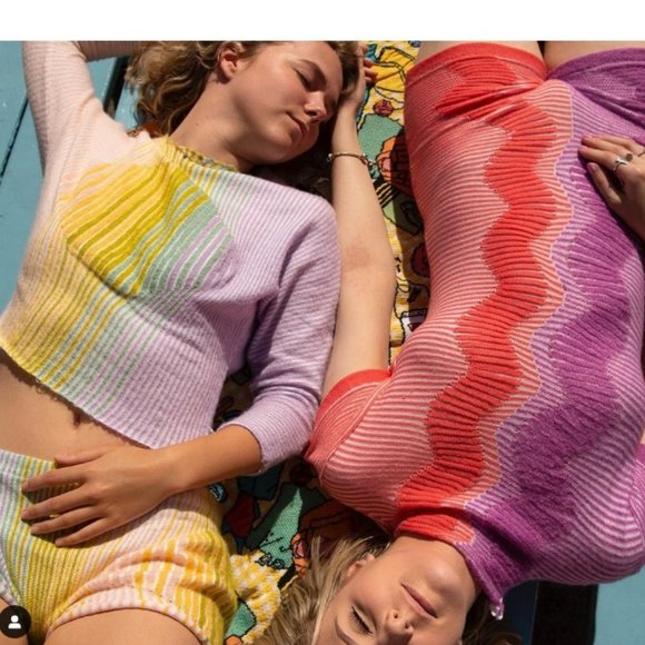 Novvaks Knits Pastel Ombre Handknit Crop Sweater - Picture 3 of 16